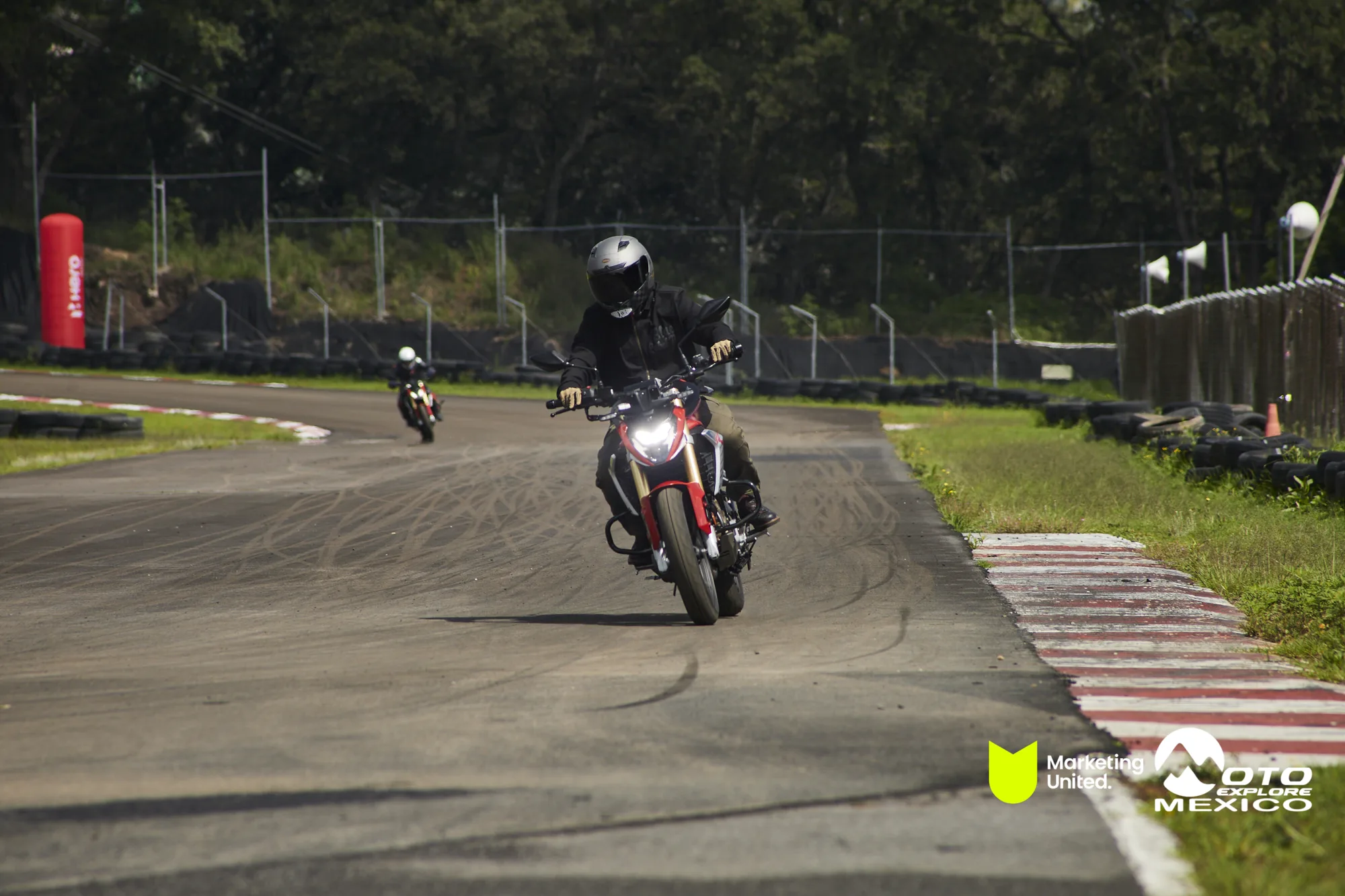 HUNK TRACKDAY 234